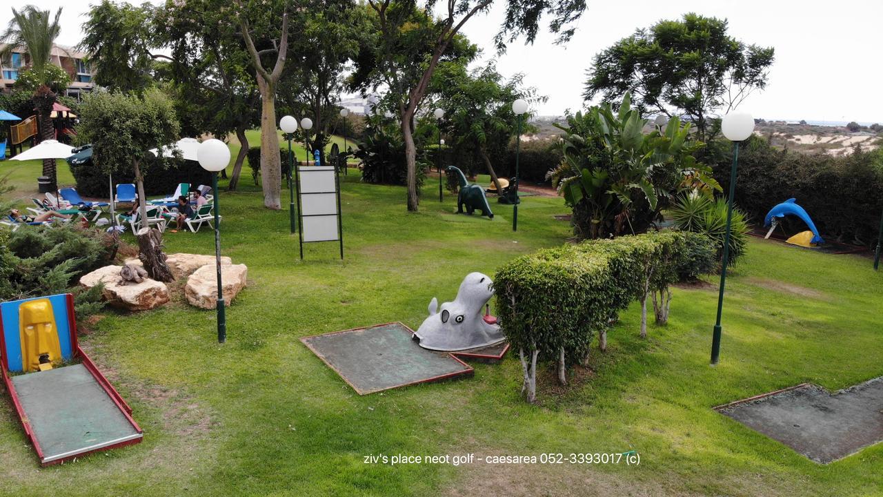 Neot Golf, Ziv'S Place Kayserya Dış mekan fotoğraf